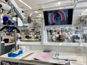 衛生士さん久しぶりの研修に！