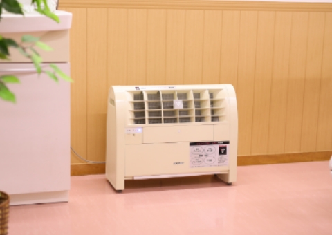 業務用のプラズマクラスターを院内数カ所に設置。