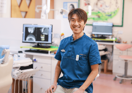 院長　清水 英之（しみず　ひでゆき）