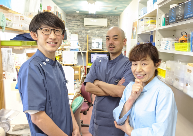 技工室完備技工士がいるから安心即日対応の入れ歯